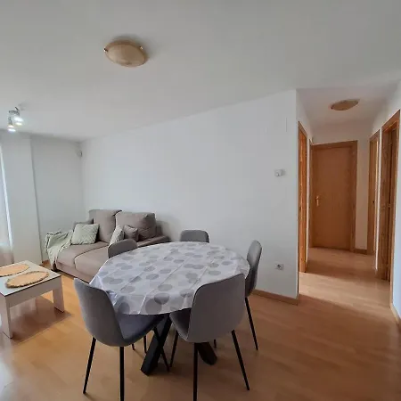 Apartment Pinos, Acogedor Con Garaje - Arafita Sabiñánigo