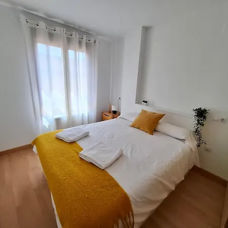 Pinos, Acogedor Con Garaje - Arafita * Sabiñánigo