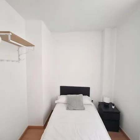 Pinos, Acogedor Con Garaje - Arafita *