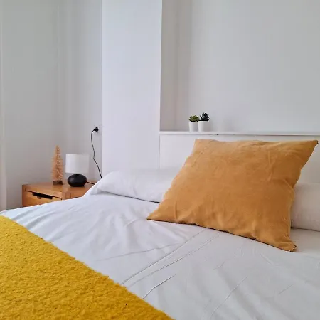 Pinos, Acogedor Con Garaje - Arafita * Sabiñánigo